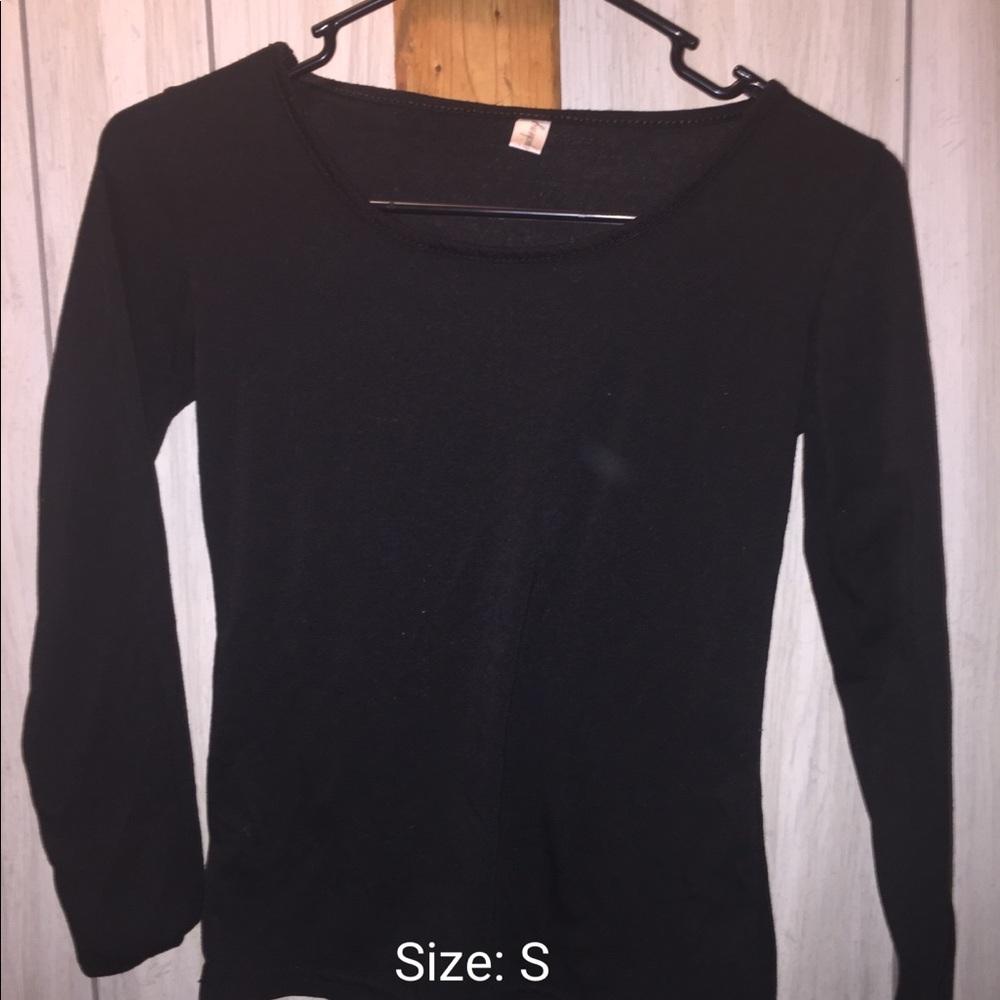 Simple long-sleeve shirt